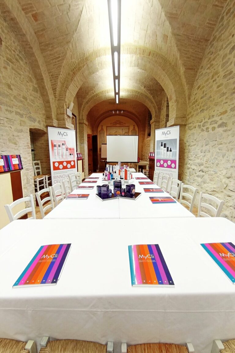 Sala meeting Dante location eventi team building gubbio umbria
