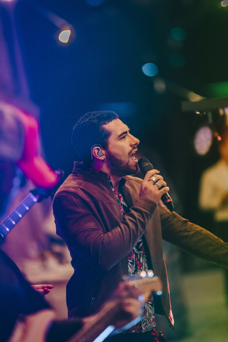 singer_party-1.jpg