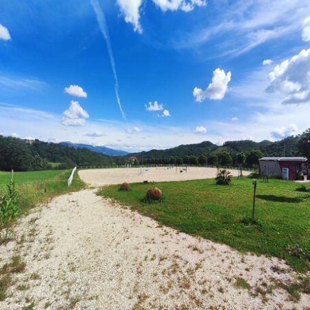 maneggio passeggiate a cavallo esperienze umbria gubbio attività